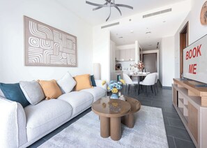 2 bedrooms, Internet - Meydan One Sleeps 4 Close to Meydan Racecourse (Dubai)