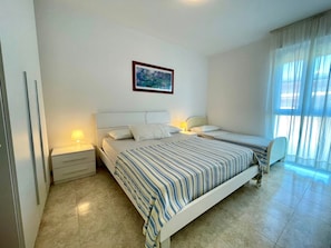 Apartamento, 2 quartos, sacada, vista para o oceano | 2 quartos