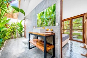 6 室のベッドルーム、アイロン / アイロン台、WiFi、ベッドシーツ