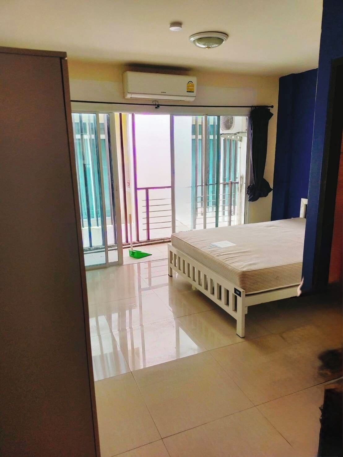 Rom – superior, balkong | Skrivebord, skrivebord for bærbar PC, wi-fi (inkludert) og sengetøy