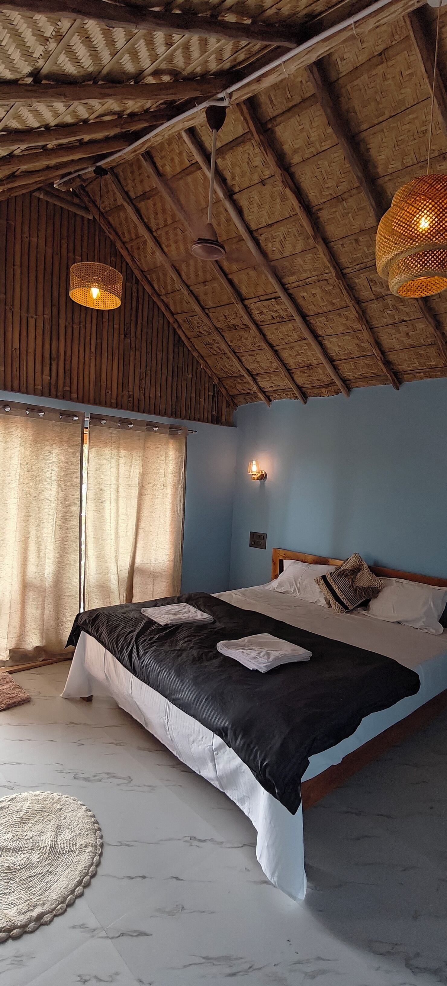 Habitación Elite | Escritorio, espacio para trabajar con laptop y wifi gratis 