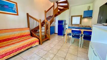 Biệt thự, 1 phòng ngủ, ban công, quang cảnh vườn | Phòng khách