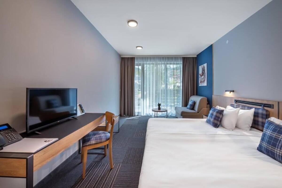 Double or Twin Room, Balcony, Garden View