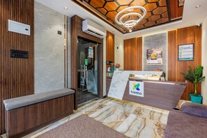 Reception - Treebo Sri Anand Residency (Chennai)