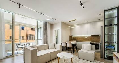 Sunny Beach Luxurious Apartment by PikHost