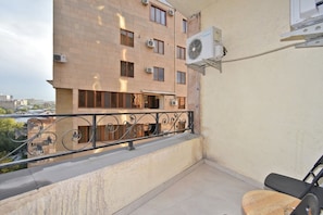 Deluxe Apartment, City View | Balcony