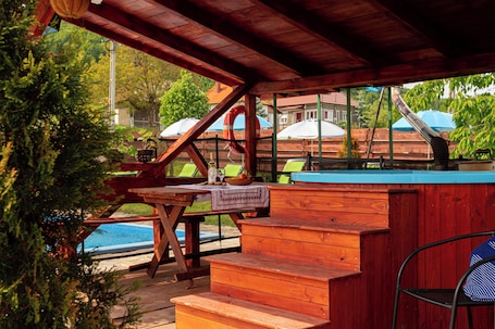 Exterior. Transylvanian Home - Mountain View, BBQ & Pool