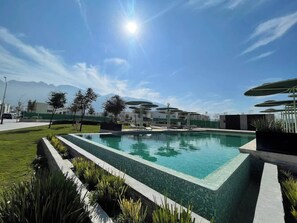 Unclassified image, 5 of 37, button - Modern Home With Pool, Garden & 24 7 Security (Garcia)
