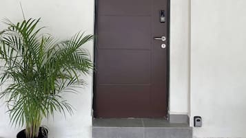 House, 3 Bedrooms, Accessible, Balcony | Exterior detail