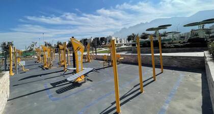 Modern Home With Pool, Garden & 24 7 Security