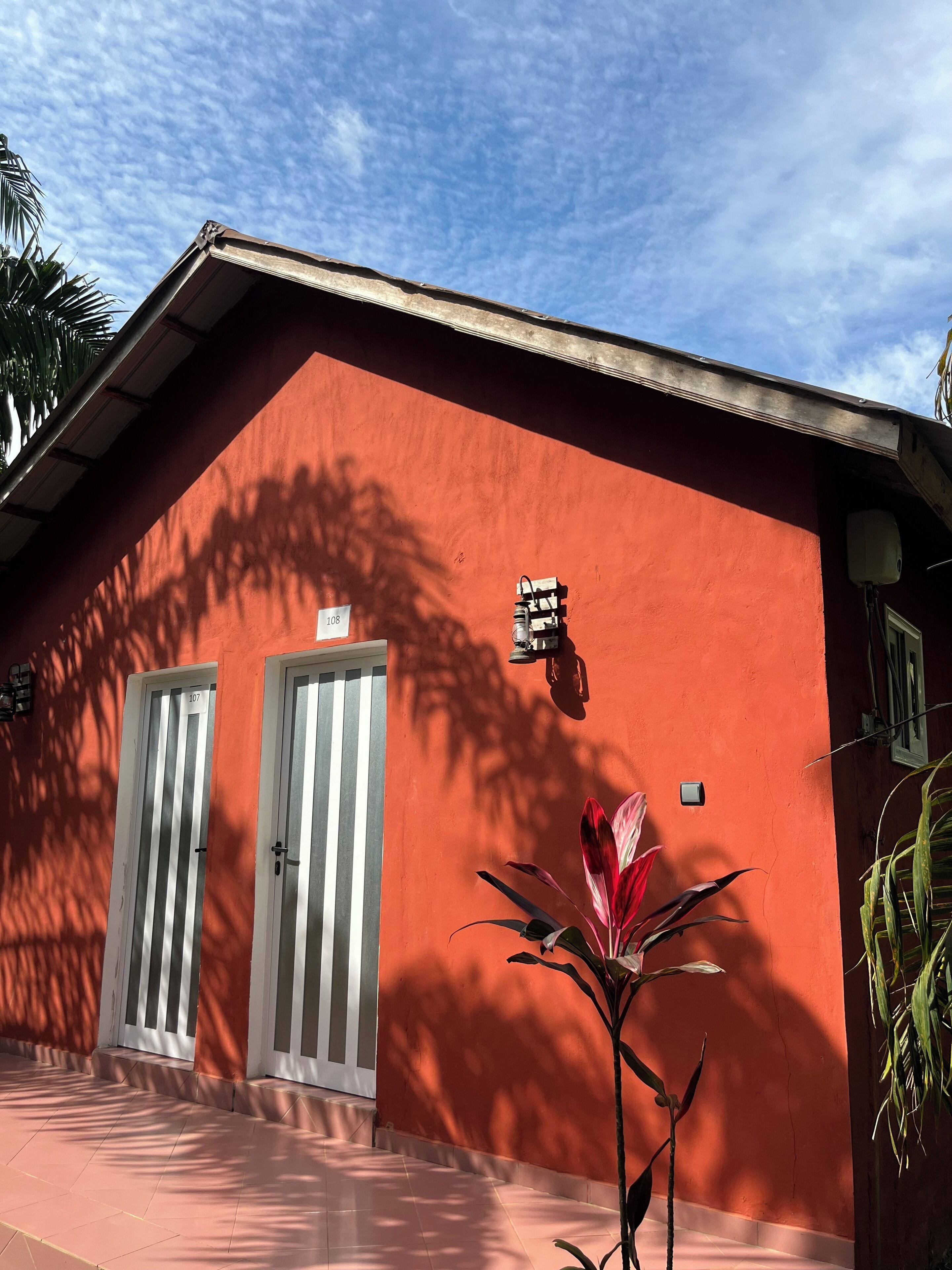 Classic Room, Garden View | Blackout drapes, free wired internet