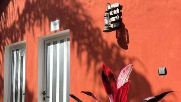 Classic Room, Garden View | Blackout drapes, free wired internet