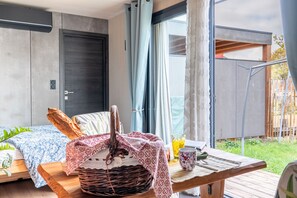 1 bedroom, iron/ironing board, bed sheets