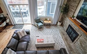 TV, fireplace, video games, books