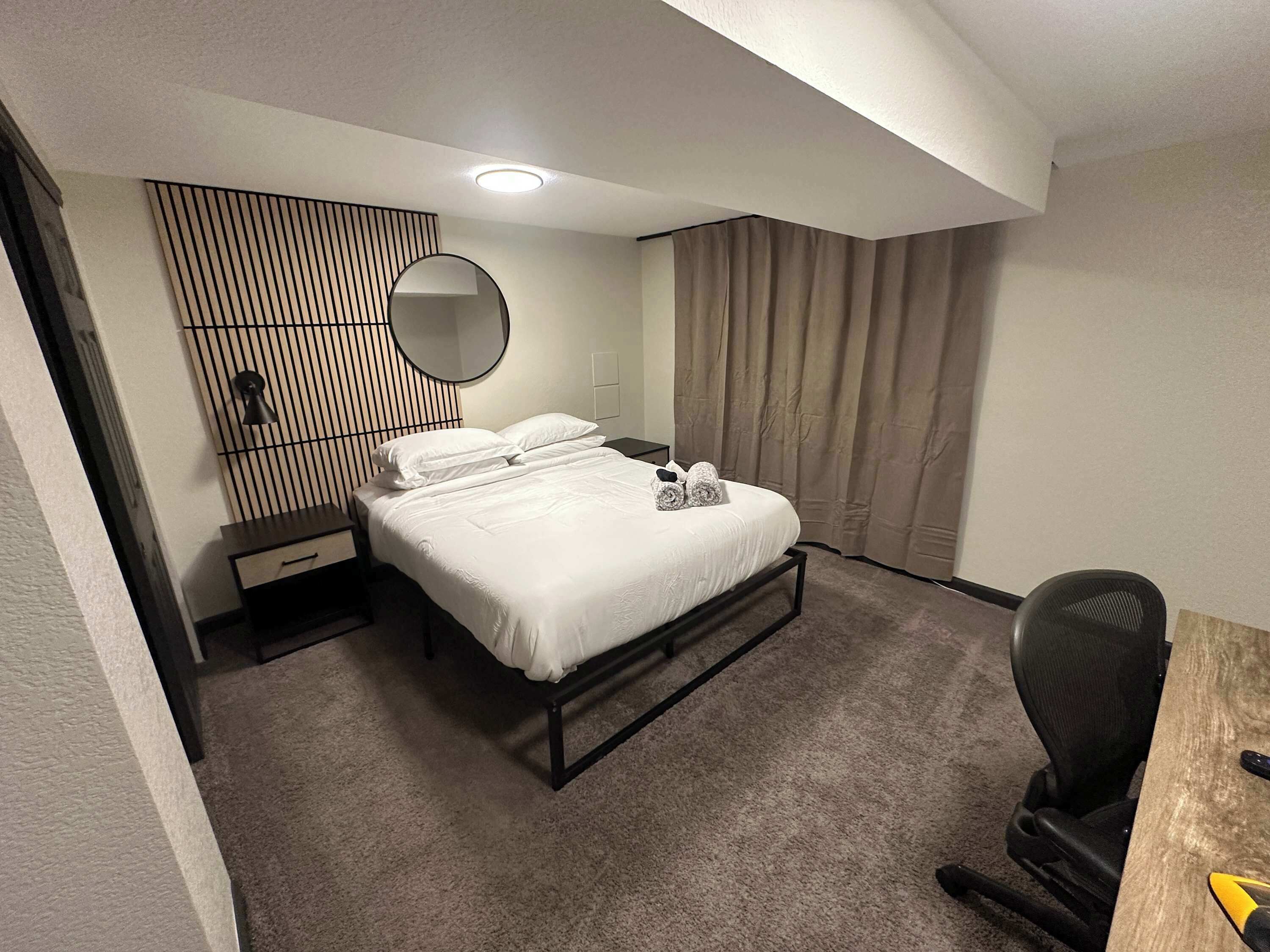 5 Schlafzimmer, Bügeleisen/Bügelbrett, WLAN, Bettwäsche