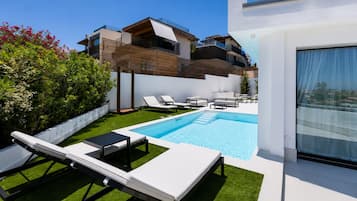 Piscina all'aperto