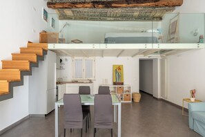Dining room - MetaM Apartment in the City Center by Wonderful Italy (Palermo)