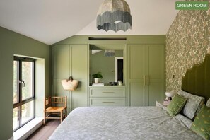 1 bedroom, internet, bed sheets