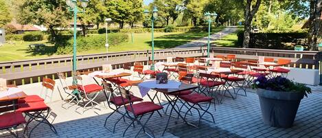 Restauration en plein air