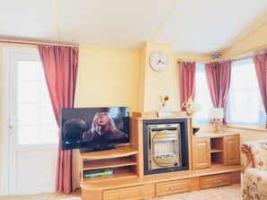 Interior - 4-berth holiday home in Ingoldmells with direct beach access, perfect for family holidays. (Skegness)