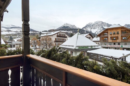 Apartment 'Mupan Genziana Monolokal' mit Bergblick, Balkon und WLAN