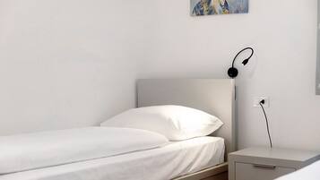 2 多间卧室、WiFi、床单