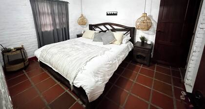 Hermosa casa en las montañas en Santa Elena