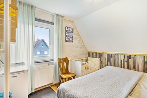 3 bedrooms, WiFi