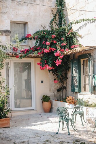 Bellavitarooms-Isabel luxury Suite