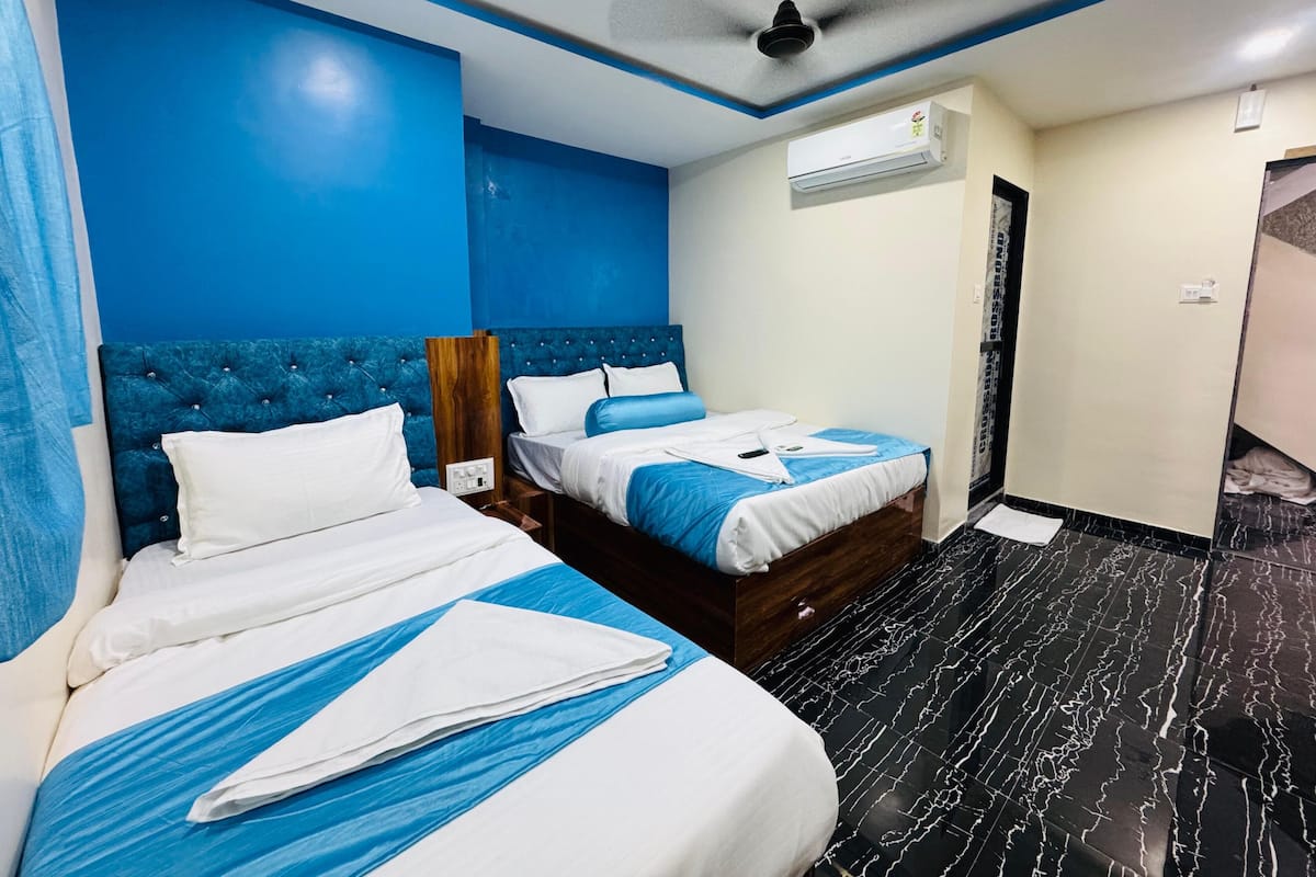 Quarto casal luxo, vista para a cidade | Wi-Fi de cortesia