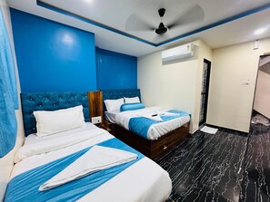 Deluxe Double Room, City View | Free WiFi - Welcome Airoli (Navi Mumbai)