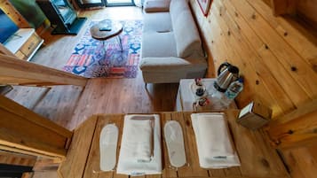 Bungalow, Garden View | Laptop workspace, free WiFi