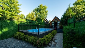 Bungalow, Garden View | Laptop workspace, free WiFi