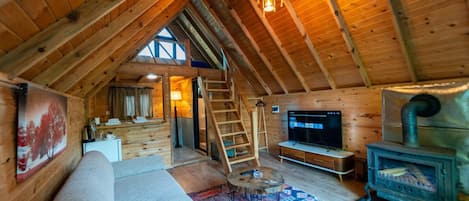 Bungalow, Garden View