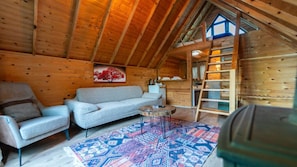 Bungalow, Garden View | Laptop workspace, free WiFi