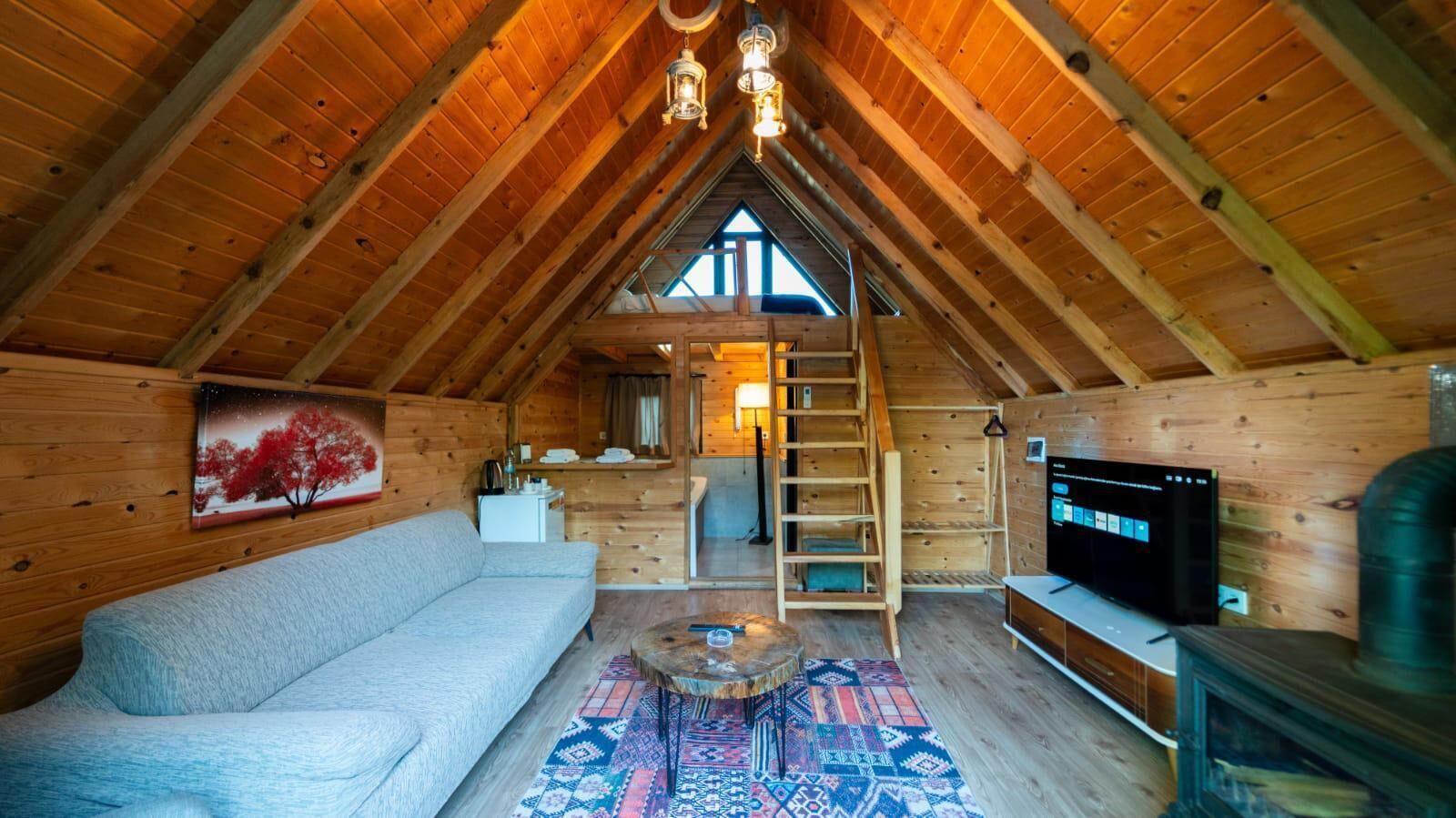 Bungalow, vista al jardín | Espacio para trabajar con laptop y wifi gratis 