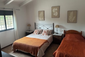 2 Schlafzimmer, Internetzugang, Bettwäsche