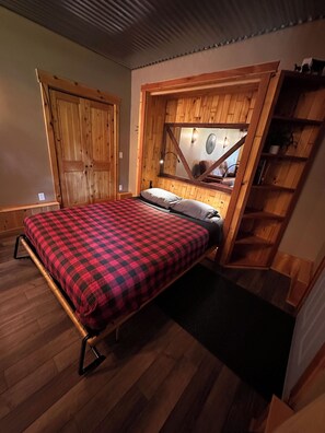 Iron/ironing board, Internet, bed sheets