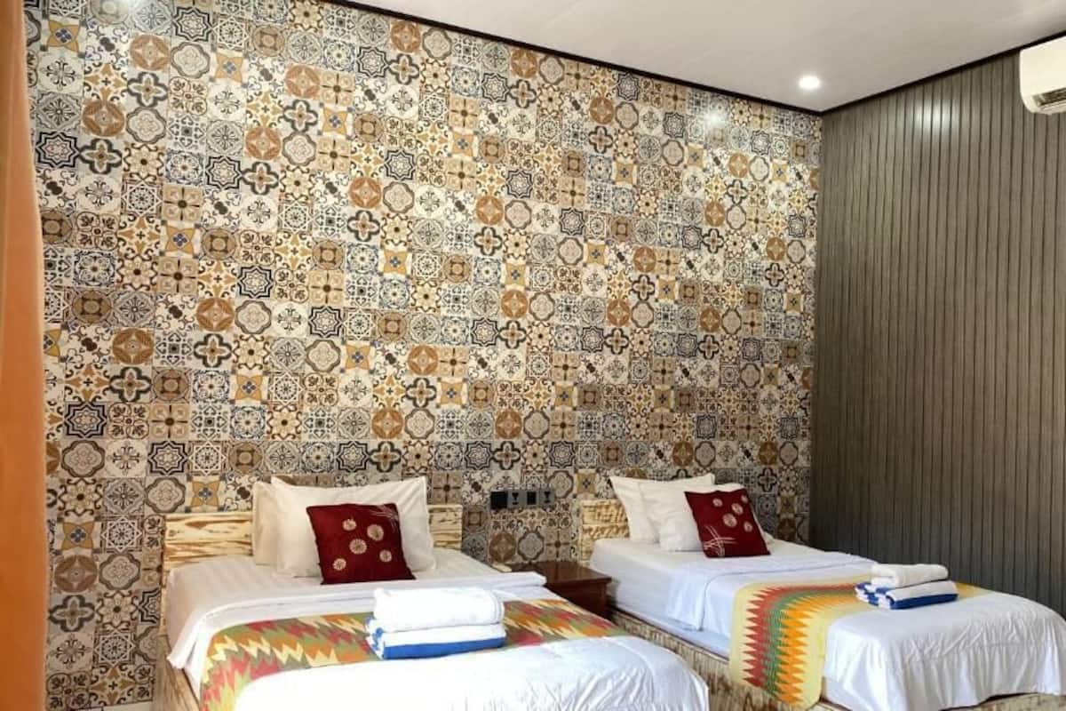 Superior Twin Room, Balcony, Courtyard View | Soundproofing, free WiFi