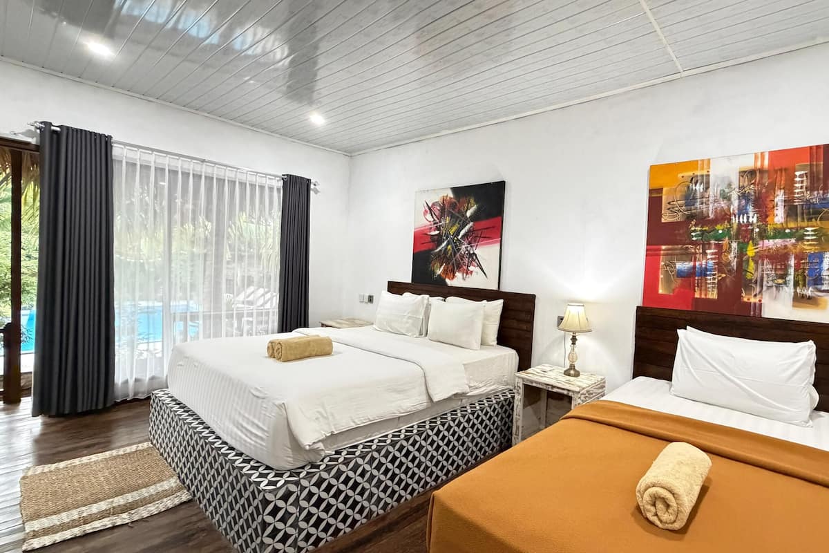 Family Suite | Soundproofing, WiFi (free), bed sheets