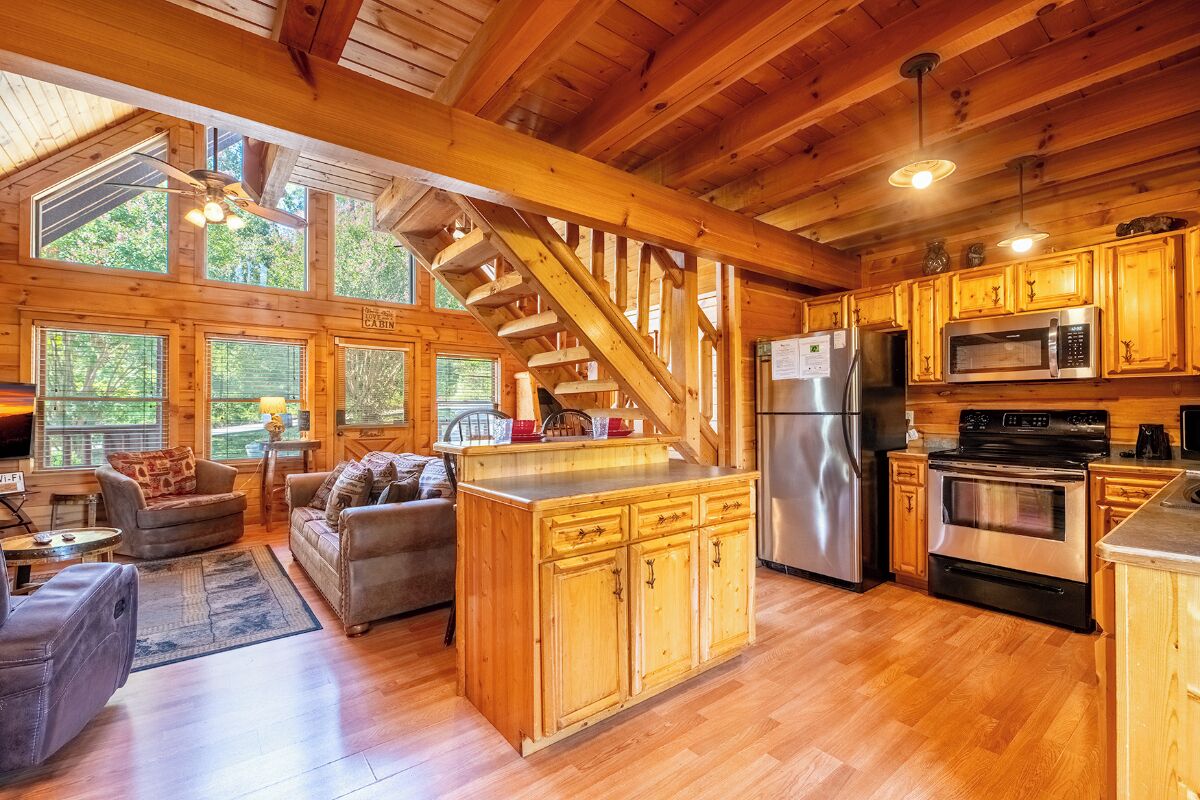 冰箱、微波炉、烤箱、炉灶