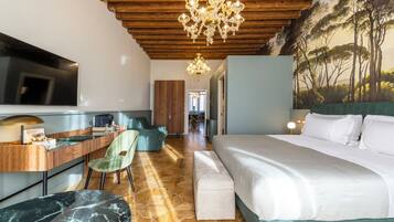 Suite Open Space | Biancheria da letto ipoallergenica, minibar, una cassaforte in camera