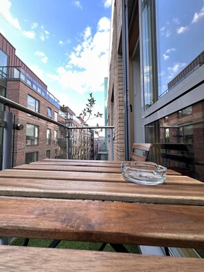 Outdoor dining - Cosy and Modern flat in Dublin City (Dublin)