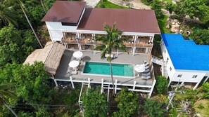 Rom, 1 soverom, røyk, balkong | Basseng | Utendørsbasseng