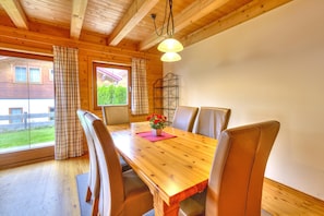 Mobile Home | Dining - Feriendorf Wildschonau With Private Garden (Wildschönau)