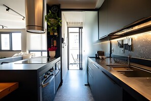 Private kitchen - Gávea | 1 quarto, vista Cristo, prédio com infra - por Casapē Rio (Rio de Janeiro)