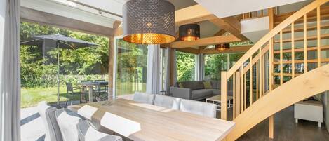 تناول الطعام