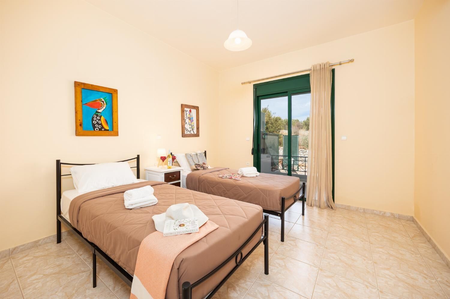 4 Schlafzimmer, Bügeleisen/Bügelbrett, WLAN, Bettwäsche