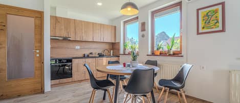 Appartement familial, plusieurs chambres (Weiss Sport & Relax Apartment) | Restauration