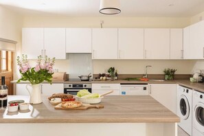 Microwave, oven, dishwasher